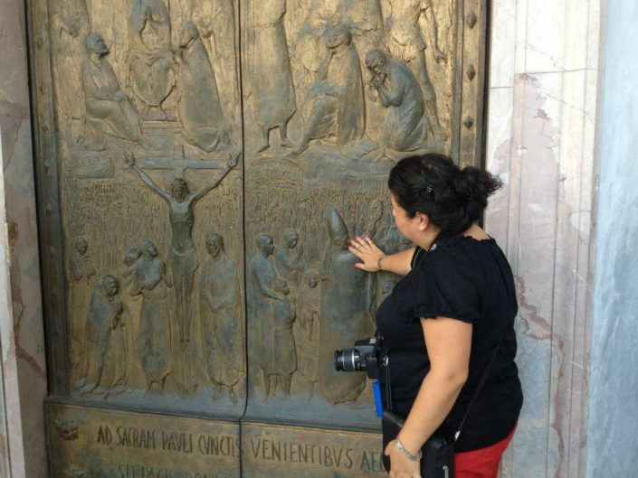 HolyDoor.StPaulOutsidetheWall.Rome